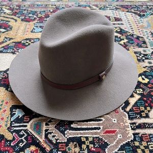 Rag & Bone Floppy Brim Fedora. Size: Small. Color: Pecan.
